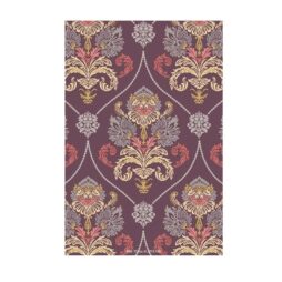Ecco la carta da parati Anise - Sacchetto Grande, che presenta un sofisticato motivo floreale con fiori e foglie stilizzati in tonalit&agrave; di rosso, oro e grigio su uno sfondo viola scuro. La ripetizione simmetrica del design evoca un'estetica elegante e vintage.