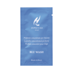 Una confezione blu con l'etichetta "HYPNO CASA ITALY" contiene Profuma Bucato Monodose Hypno Blu Wash da 10 ml, un profumo concentrato per il bucato. La monodose riporta il nome del prodotto, le istruzioni per l'uso in tre lingue e la dicitura "Made in Italy".