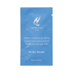Una bustina monodose blu con l'etichetta "HYPNO CASA ITALY" in italiano, inglese e francese descrive Profuma Bucato Monodose Hypno - Pure Wash - profumo concentrato per bucato da 10 ml. Sulla bustina sono riportate le diciture "PURE WASH" e "Made in Italy".