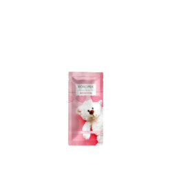 La confezione monodose rosa di Talco Baby - Horomia - Monodose da 20 gr. raffigura un adorabile orsetto bianco, linee rosa ondulate e riporta elegantemente il nome del marchio.