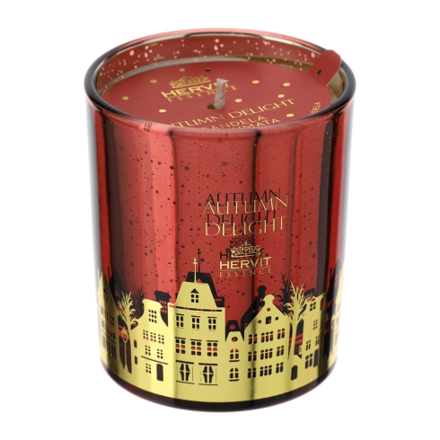 Candela Profumata Autumn Delight – Hervit Candele Hervit Candela Profumata Autumn Delight di Hervit in vetro rosso con illustrazioni di case e alberi in oro, in condizioni di inutilizzo e con la scritta "Autumn Delight" e "Hervit Essence" sul coperchio, su sfondo bianco.