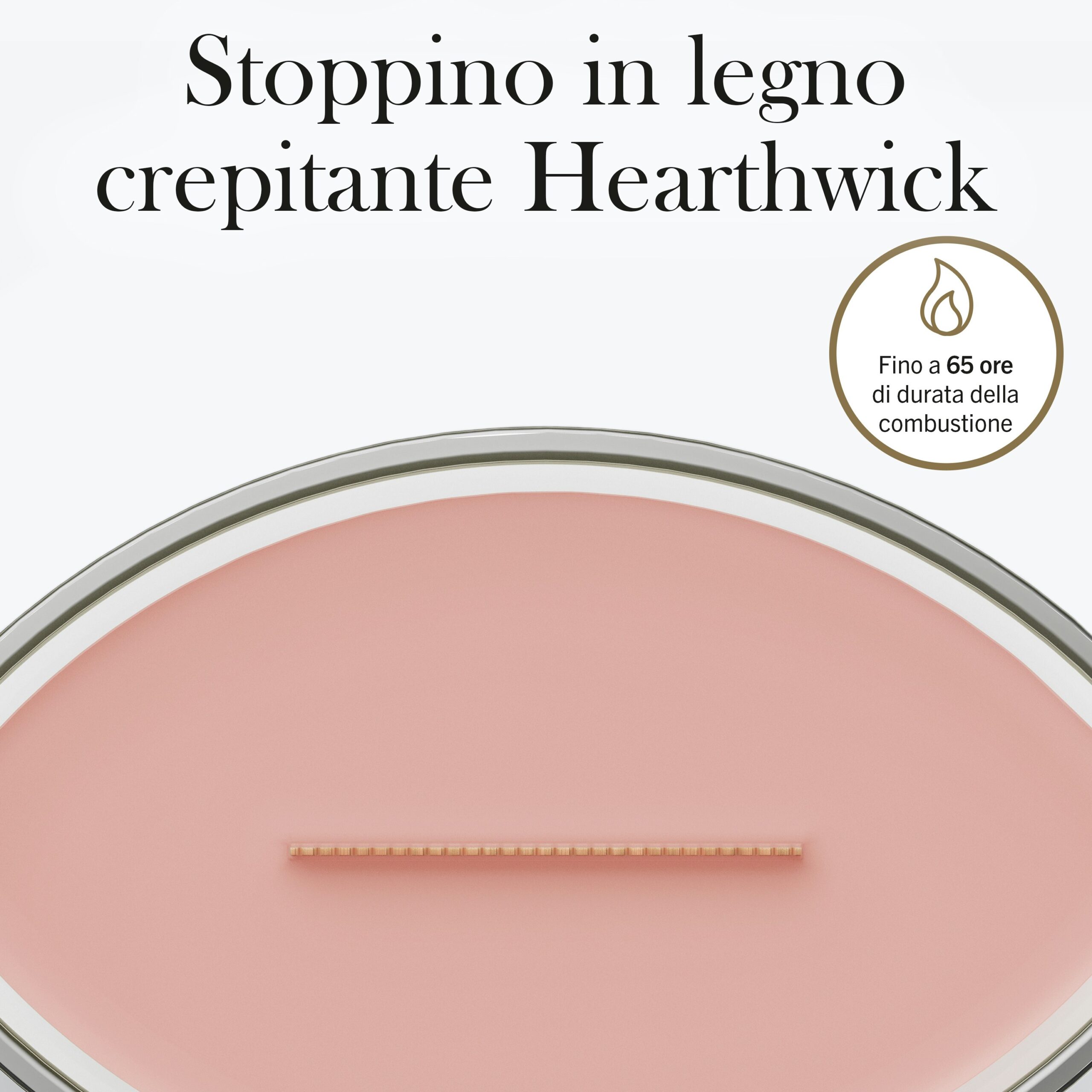 Coastal Sunberry – Ellipse – Woodwick Ellipse 5 La candela Coastal Sunberry - Ellipse - Woodwick presenta una candela rosa racchiusa in un elegante contenitore di vetro con stoppino in legno. Sopra è riportata la frase in italiano “Stoppino in legno crepitante Hearthwick”, mentre un’etichetta rotonda indica una durata di combustione fino a 65 ore. Il suo sofisticato design Ellipse riflette l’ispirazione Coastal Sunberry, aggiungendo stile e un’atmosfera rilassante a qualsiasi ambiente.