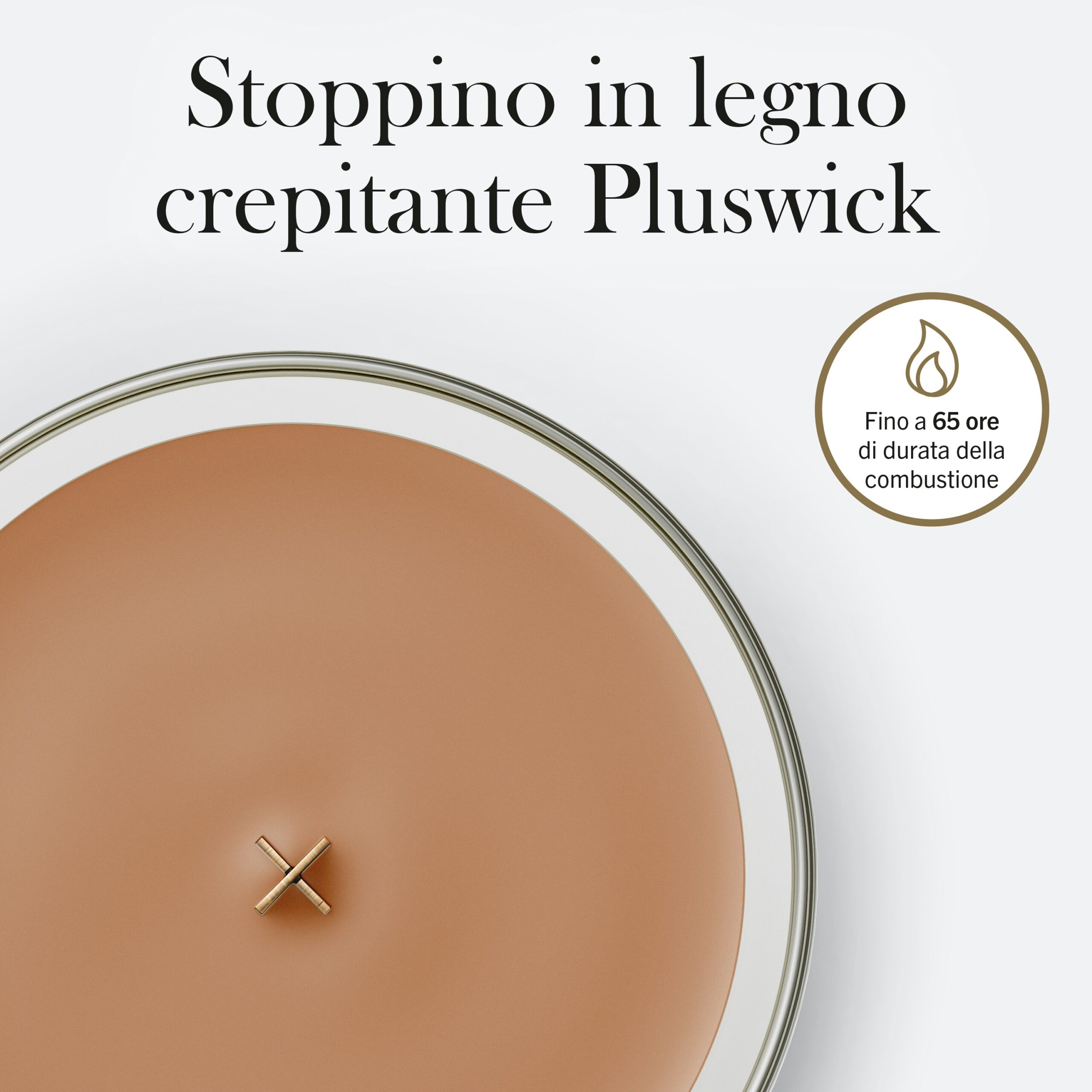 Hazelnut Roast – Candela Media – Wodwick Giara media 3 Una vista dall'alto della candela “Hazelnut Roast” - Candela Media - Wodwick mostra una candela marrone con uno stoppino in legno Wodwick all'interno di un contenitore di vetro. Il testo in italiano sottolinea il rilassante crepitio dello stoppino in legno Wodwick, l'invitante fragranza “Hazelnut Roast” e l'autonomia di combustione fino a 65 ore.