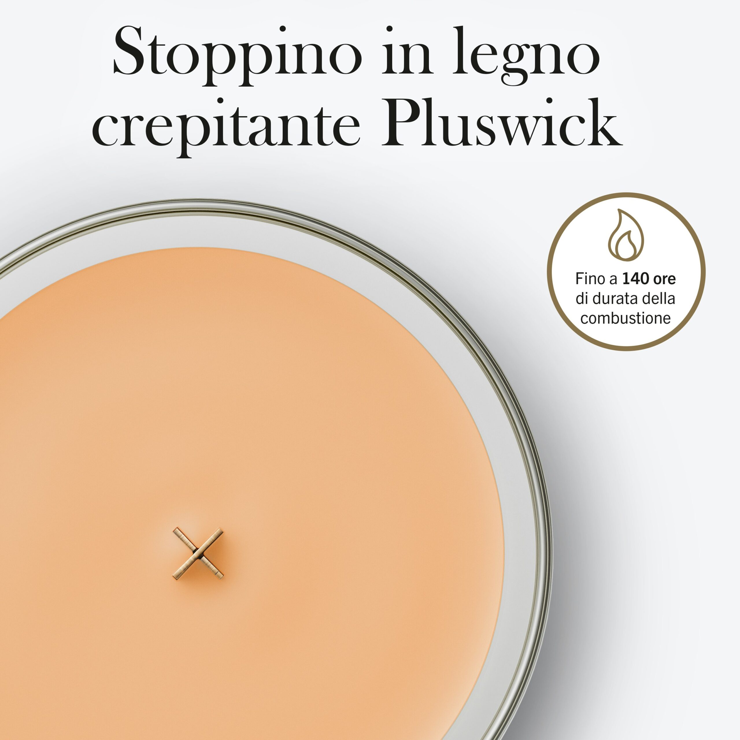 Tangerine & Citron – Candela Grande – WoodWick Giara Grande 7 Vista dall'alto della candela “Tangerine & Citrus - Candela Grande - WoodWick”, caratterizzata da una forma rotonda e da uno stoppino in legno WoodWick al centro. Il testo in italiano sopra evidenzia lo stoppino in legno che crepita e un’impressionante durata di combustione fino a 140 ore, accompagnata da fragranze rinvigorenti di agrumi e mandarino. Sulla destra compare l’icona di una fiamma con un testo aggiuntivo.