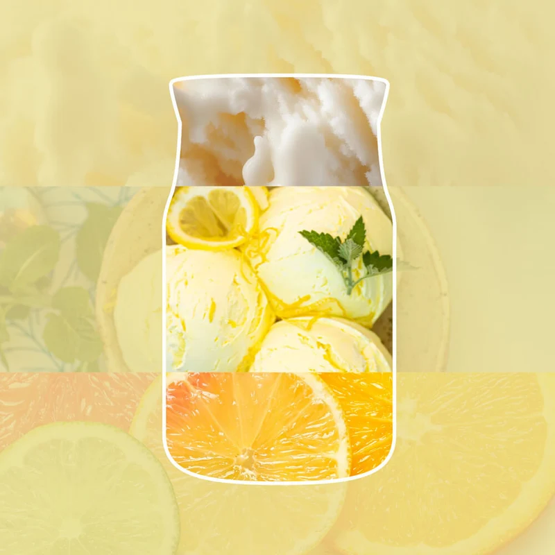 Lemon Gelato – Candela Piccola – Yankee Candle 100 Punti 3 Un'immagine che raffigura un barattolo di “Lemon Gelato - Candela Media” di Yankee Candle, con strati di gelato al cocco e palline di “Lemon Gelato”, guarnito con fette di limone e una fetta d’arancia, su uno sfondo sfocato di agrumi.